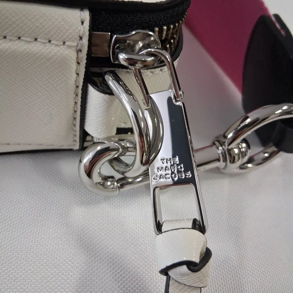 Marc Jacobs Women’s THE SNAPSHOT – Chalk - Picture 8 of 12